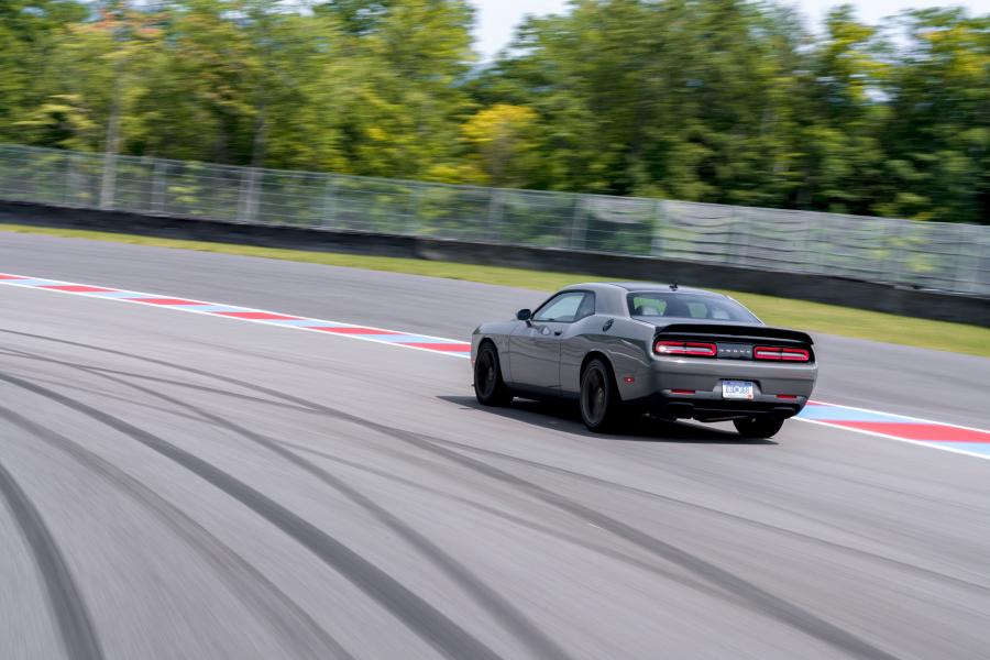  Dodge Challenger SRT Hellcat (LC) 2018 года  (фото 14 из 25)